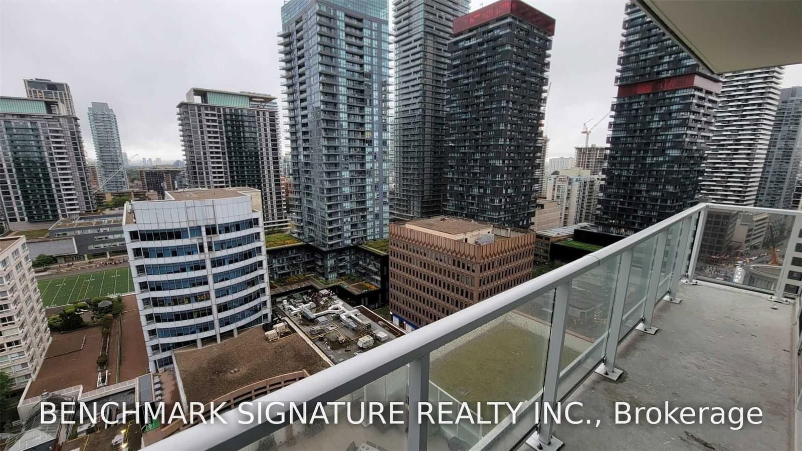 33 Helendale Avenue, Unit 1505 thumbnail 16