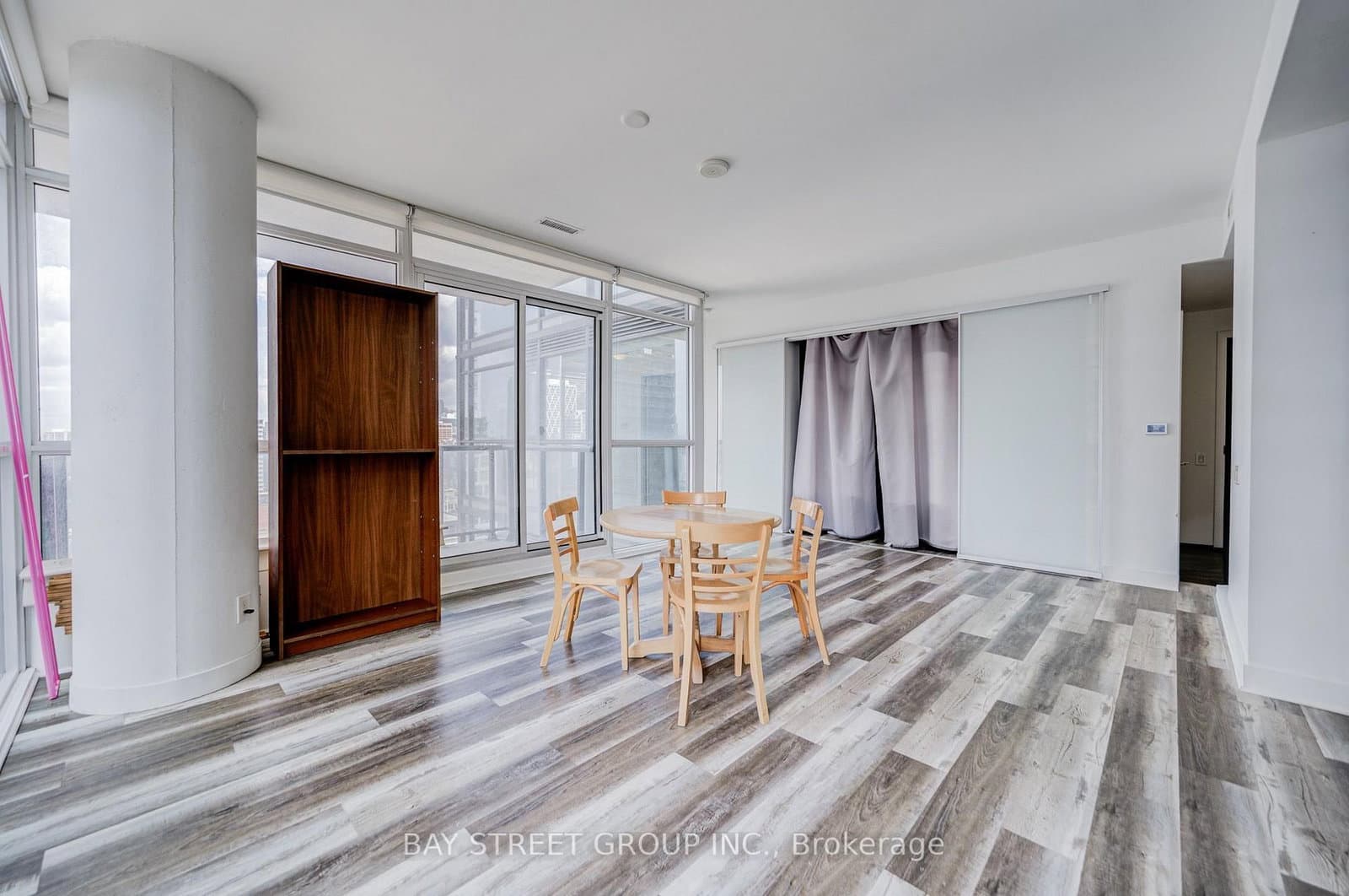 290 Adelaide Street W, Unit 1804 thumbnail 10