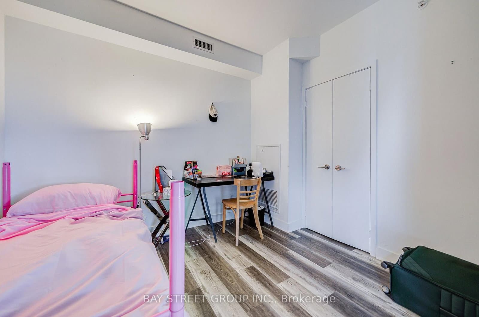 290 Adelaide Street W, Unit 1804 thumbnail 18