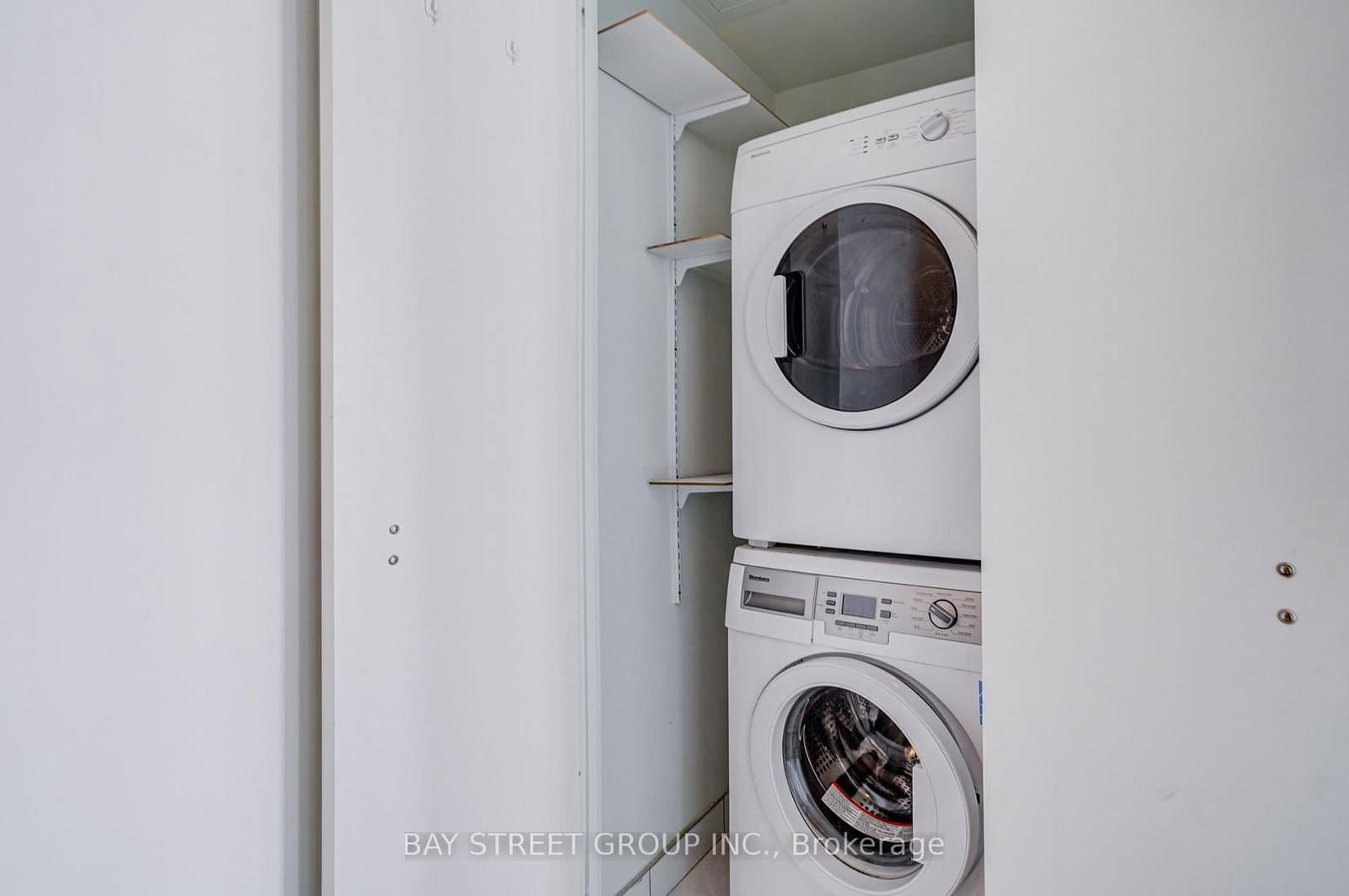 290 Adelaide Street W, Unit 1804 thumbnail 19