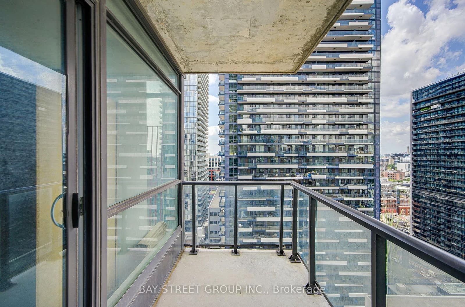 290 Adelaide Street W, Unit 1804 thumbnail 21