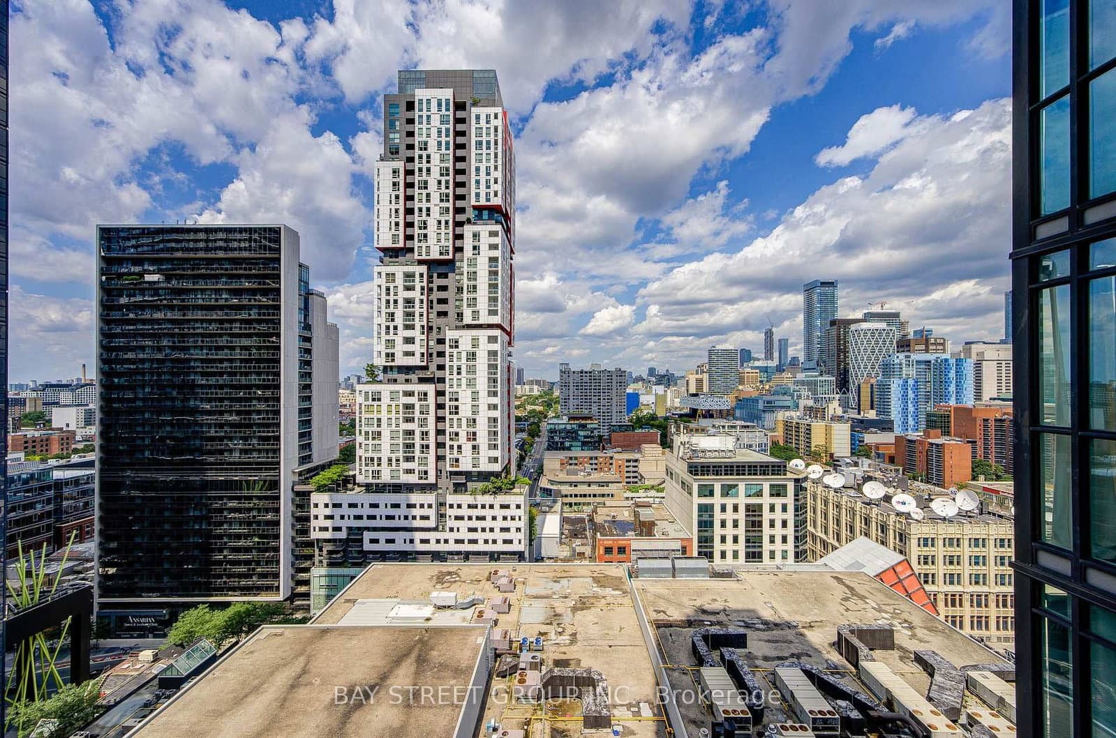 290 Adelaide Street W, Unit 1804 thumbnail 23