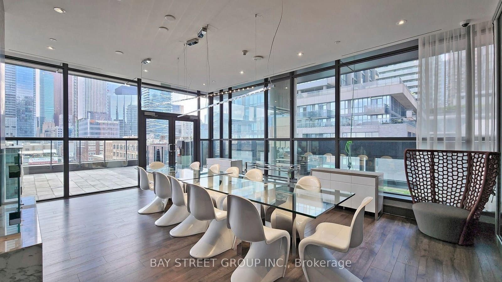 290 Adelaide Street W, Unit 1804 thumbnail 27