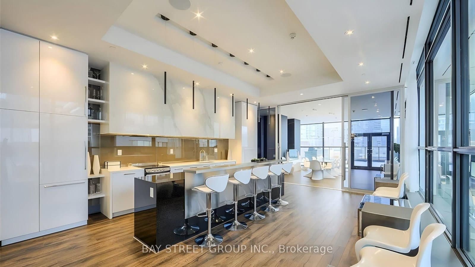 290 Adelaide Street W, Unit 1804 thumbnail 28