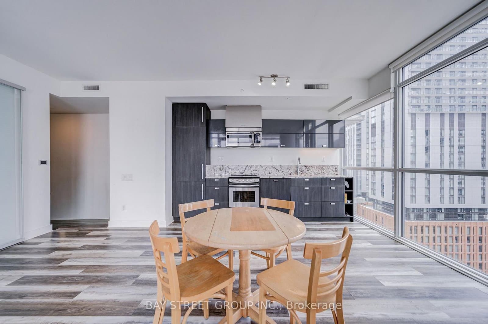 290 Adelaide Street W, Unit 1804 thumbnail 9