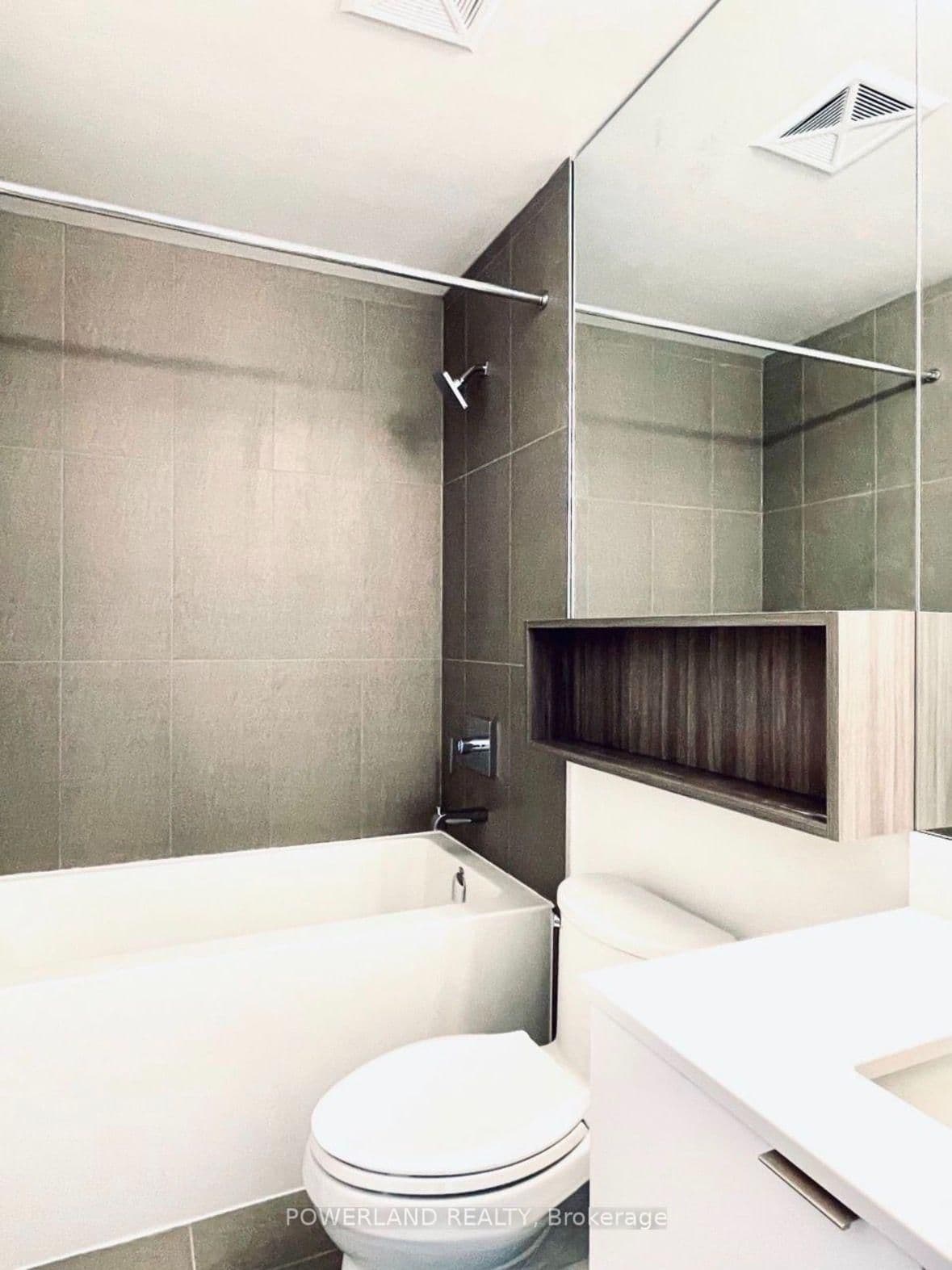 70 Princess Street, Unit 2806 thumbnail 12