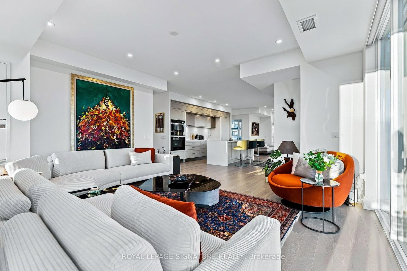10 Inn On the Park Drive, Unit 2709 thumbnail 14