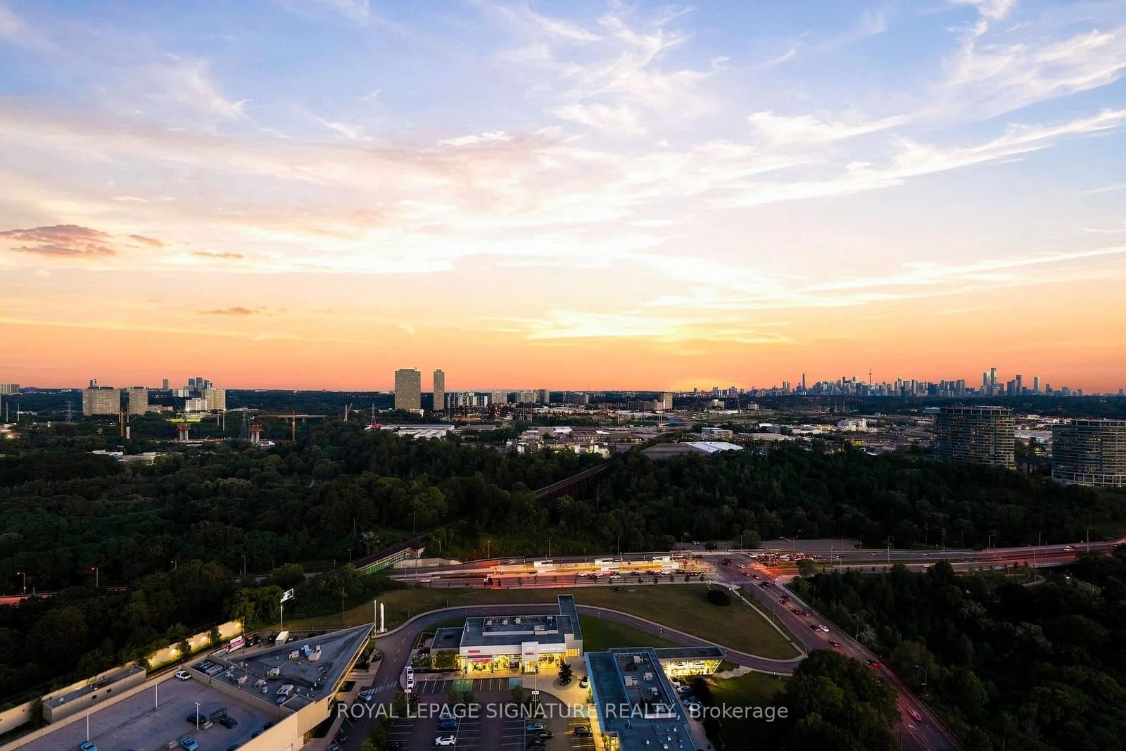 10 Inn On the Park Drive, Unit 2709 thumbnail 38