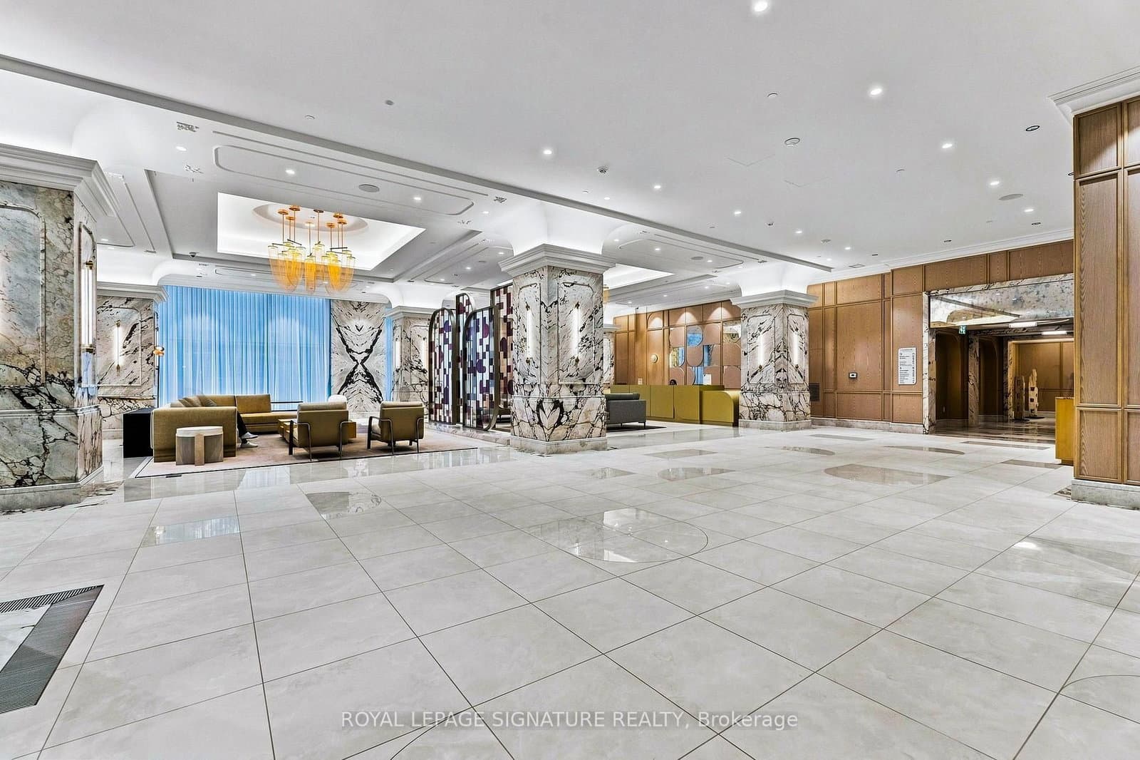 10 Inn On the Park Drive, Unit 2709 thumbnail 4