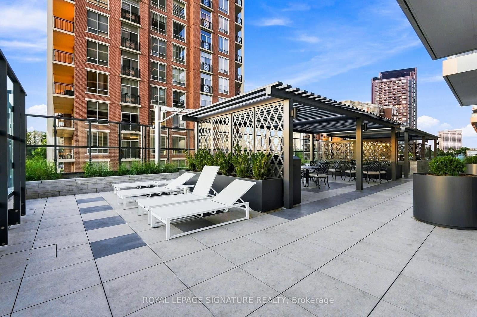 10 Inn On the Park Drive, Unit 2709 thumbnail 49
