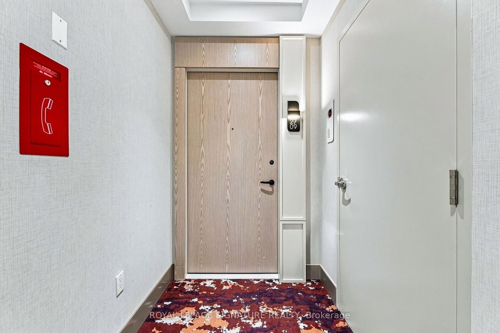 10 Inn On the Park Drive, Unit 2709 thumbnail 9