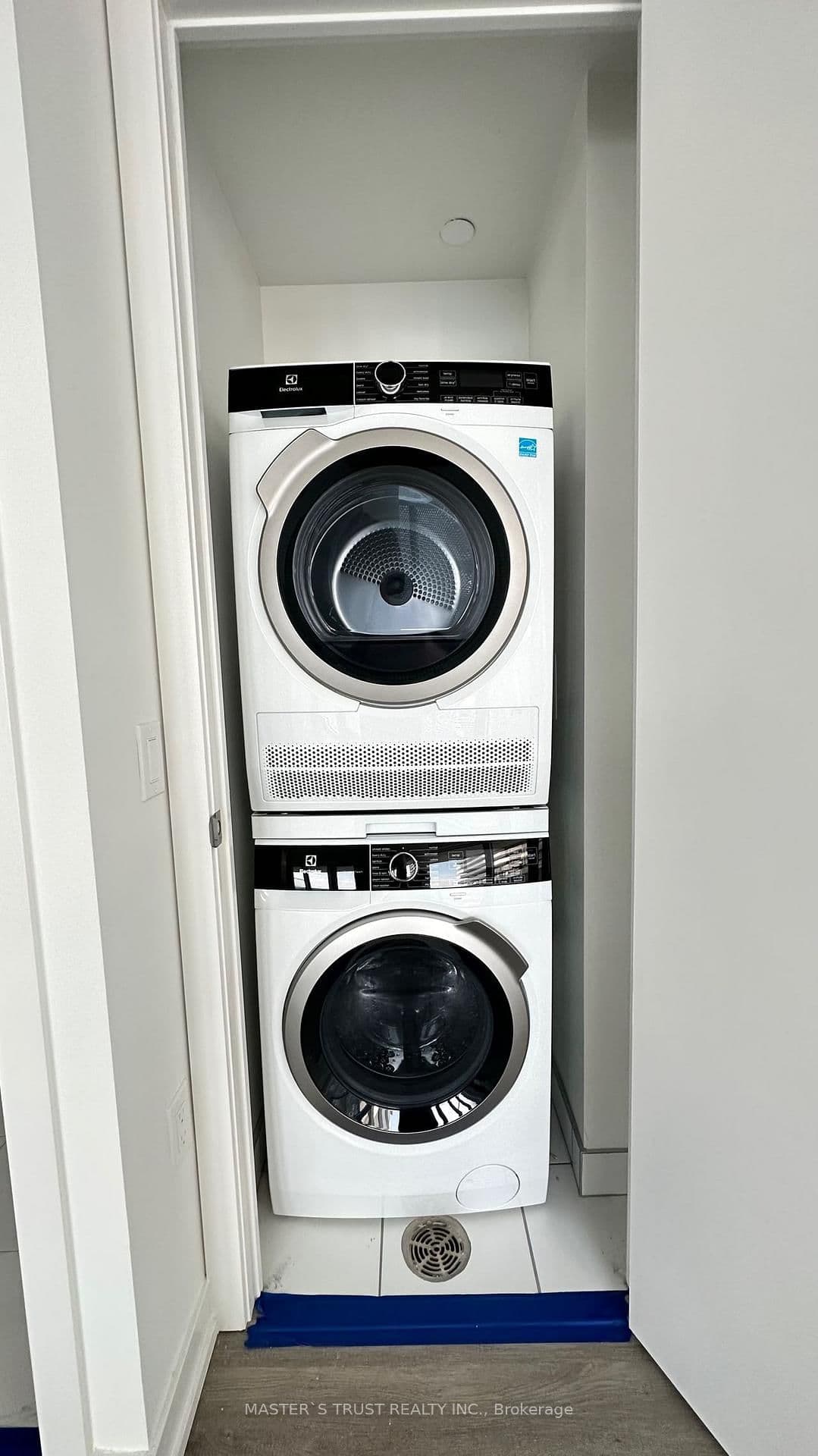 55 Cooper Street, Unit 7108 thumbnail 12