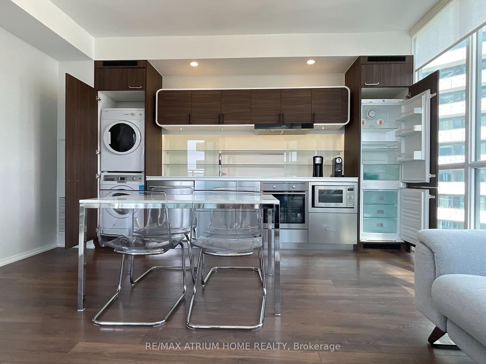 45 Charles Street E, Unit 3910 thumbnail 5