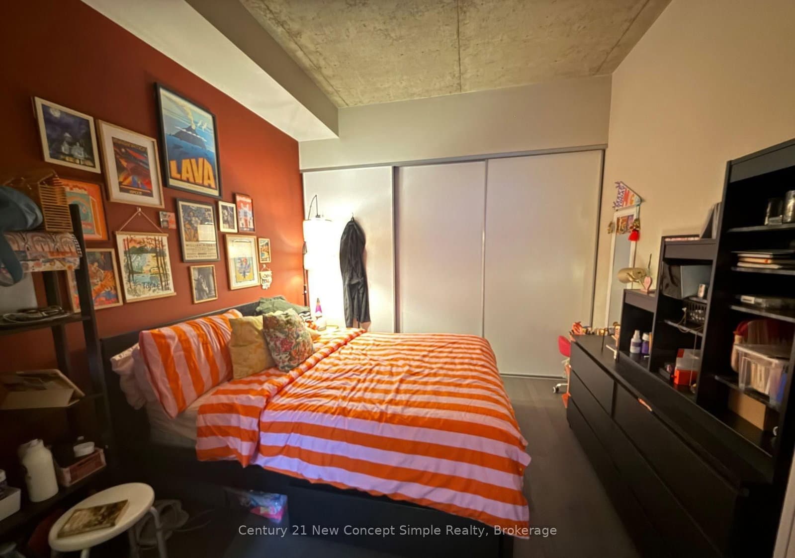 399 Adelaide Street W, Unit 305 - Image 1