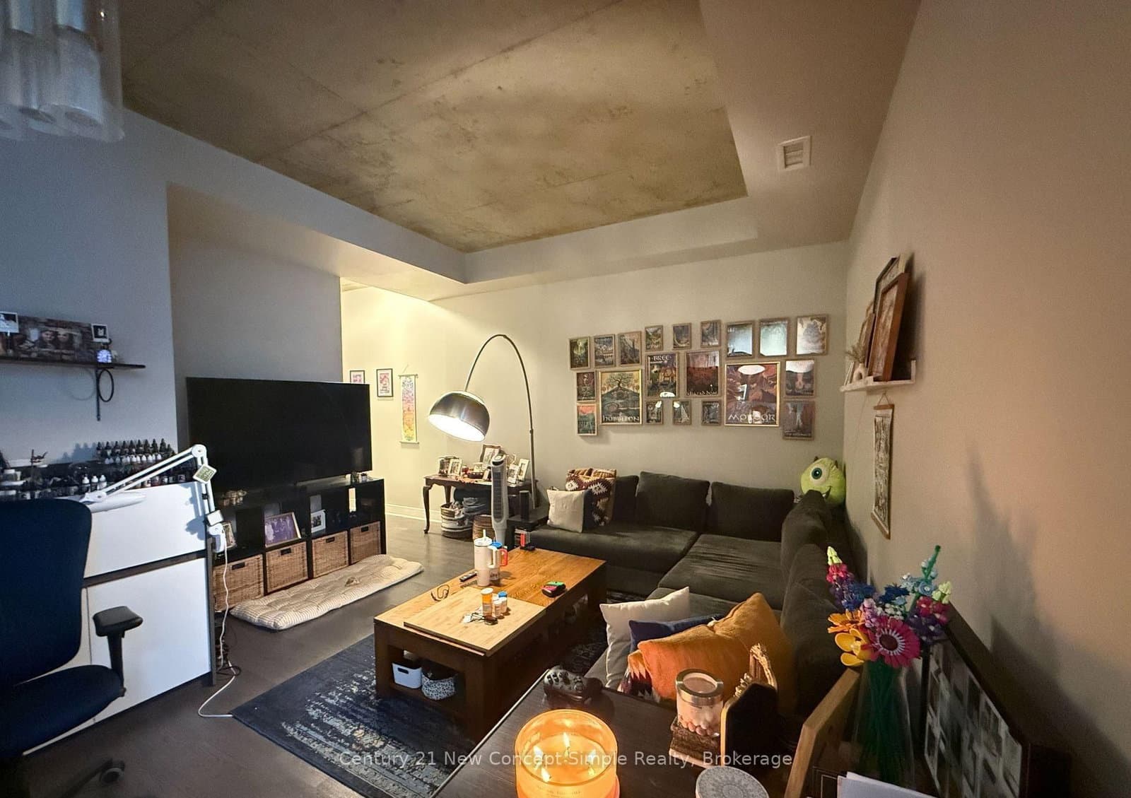 399 Adelaide Street W, Unit 305 thumbnail 2