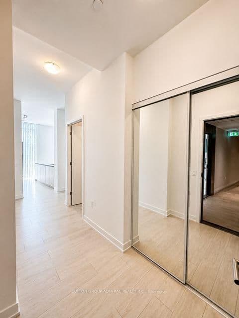 5858 Yonge Street, Unit TH10 thumbnail 11