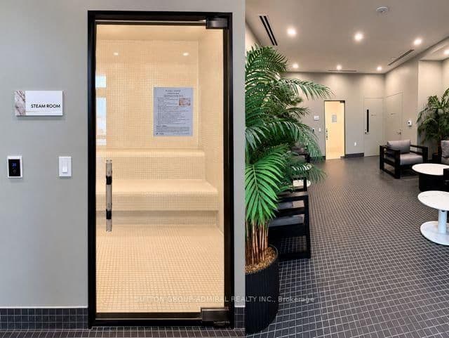 5858 Yonge Street, Unit TH10 thumbnail 45