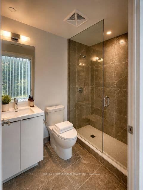 5858 Yonge Street, Unit TH10 thumbnail 8