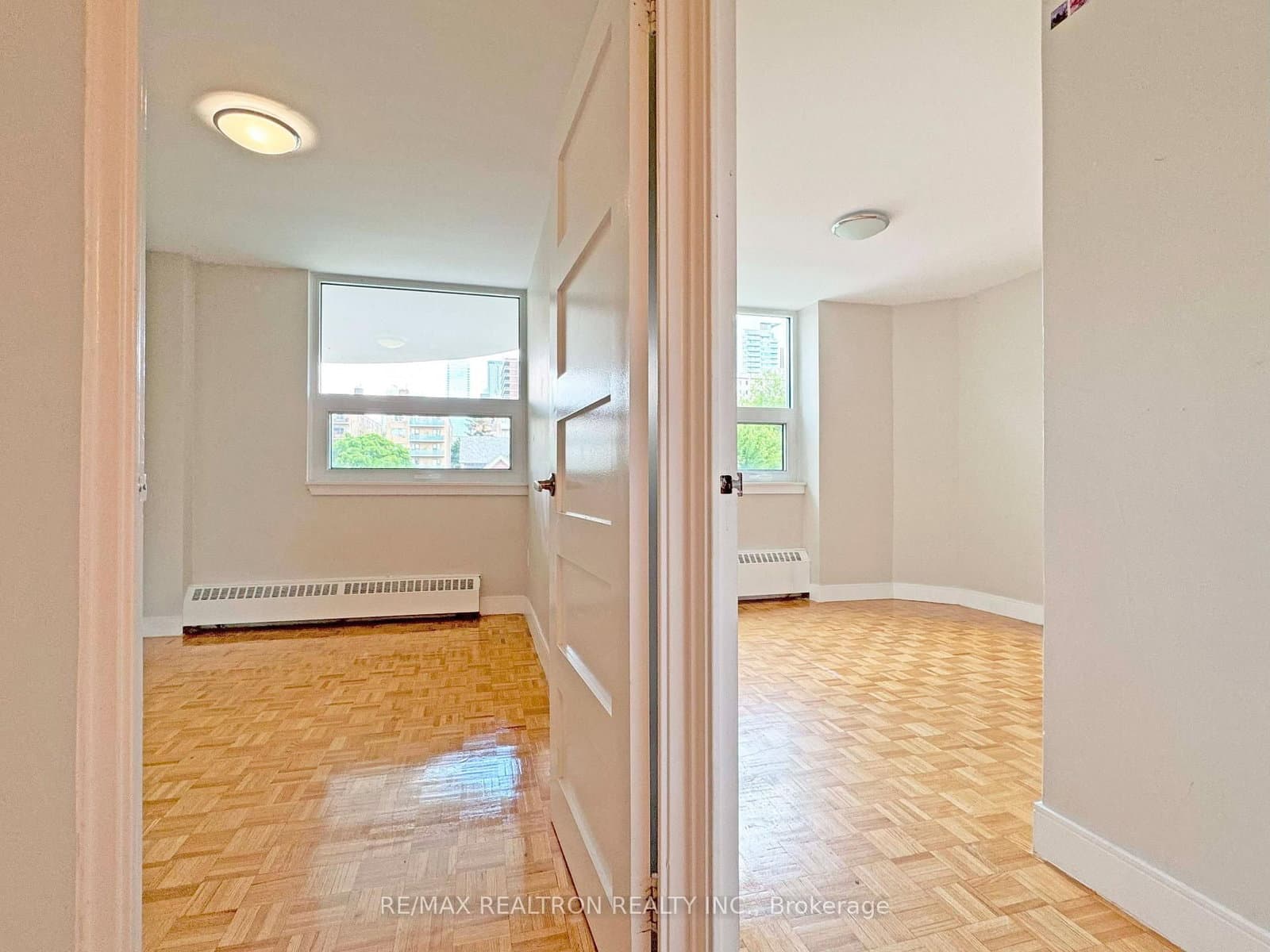 485 Huron Street, Unit 206 thumbnail 10