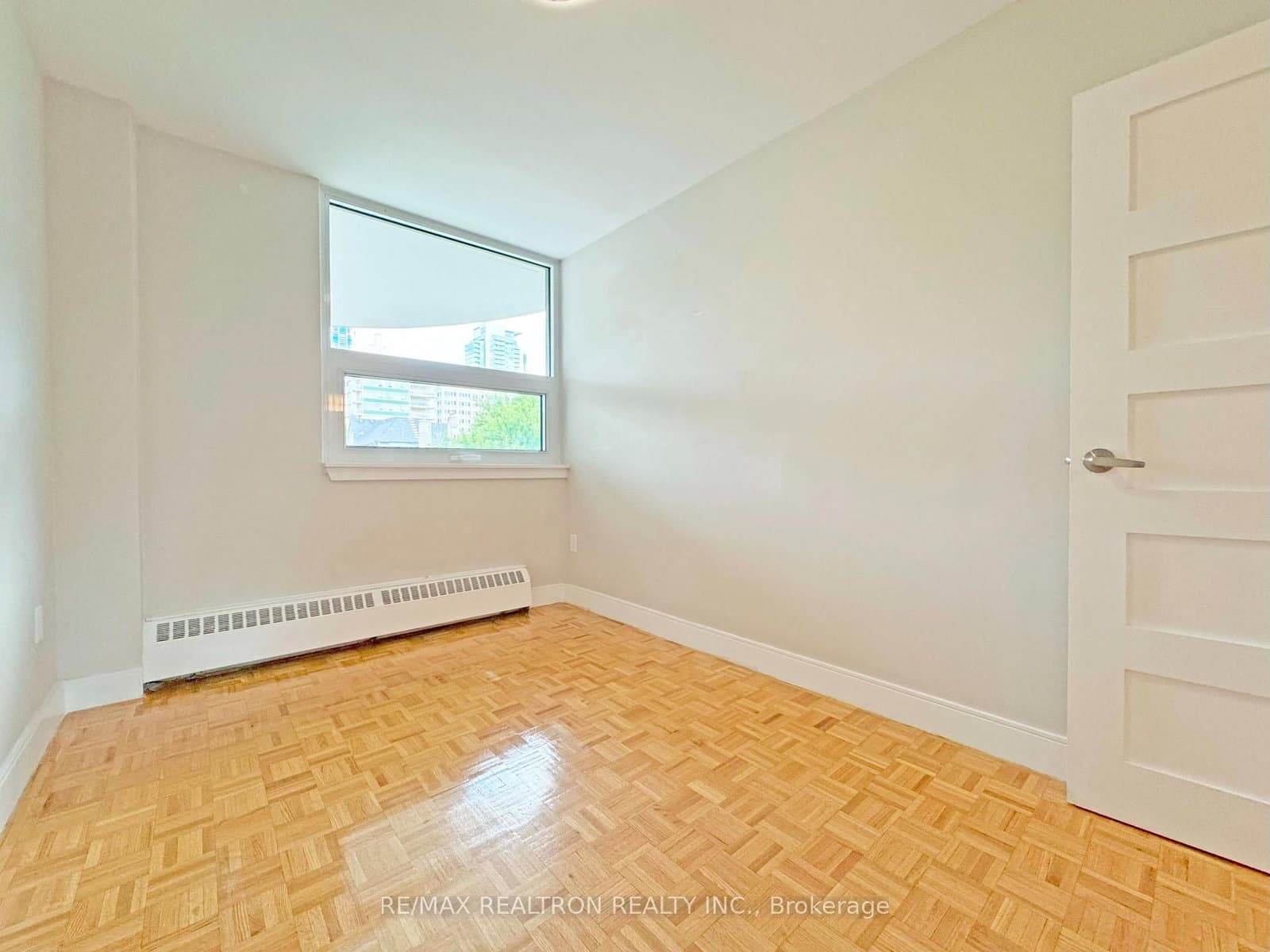 485 Huron Street, Unit 206 thumbnail 16