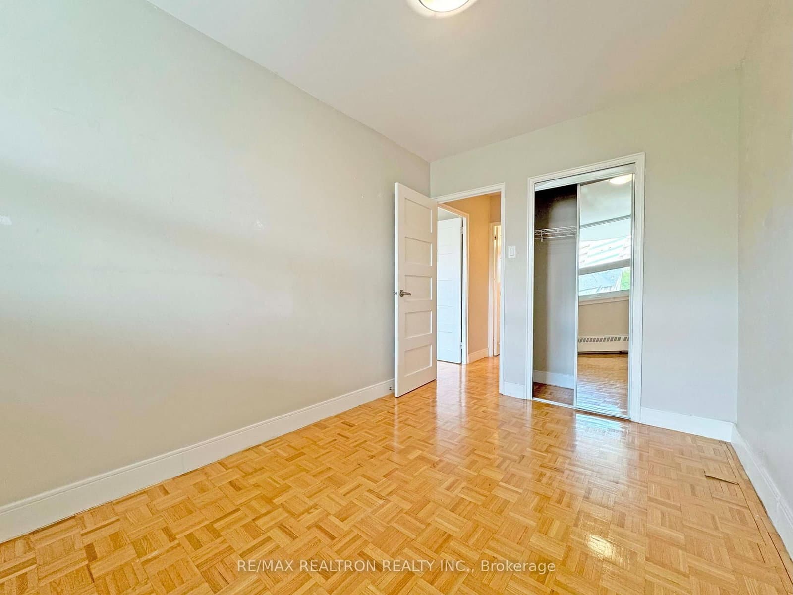 485 Huron Street, Unit 206 thumbnail 17