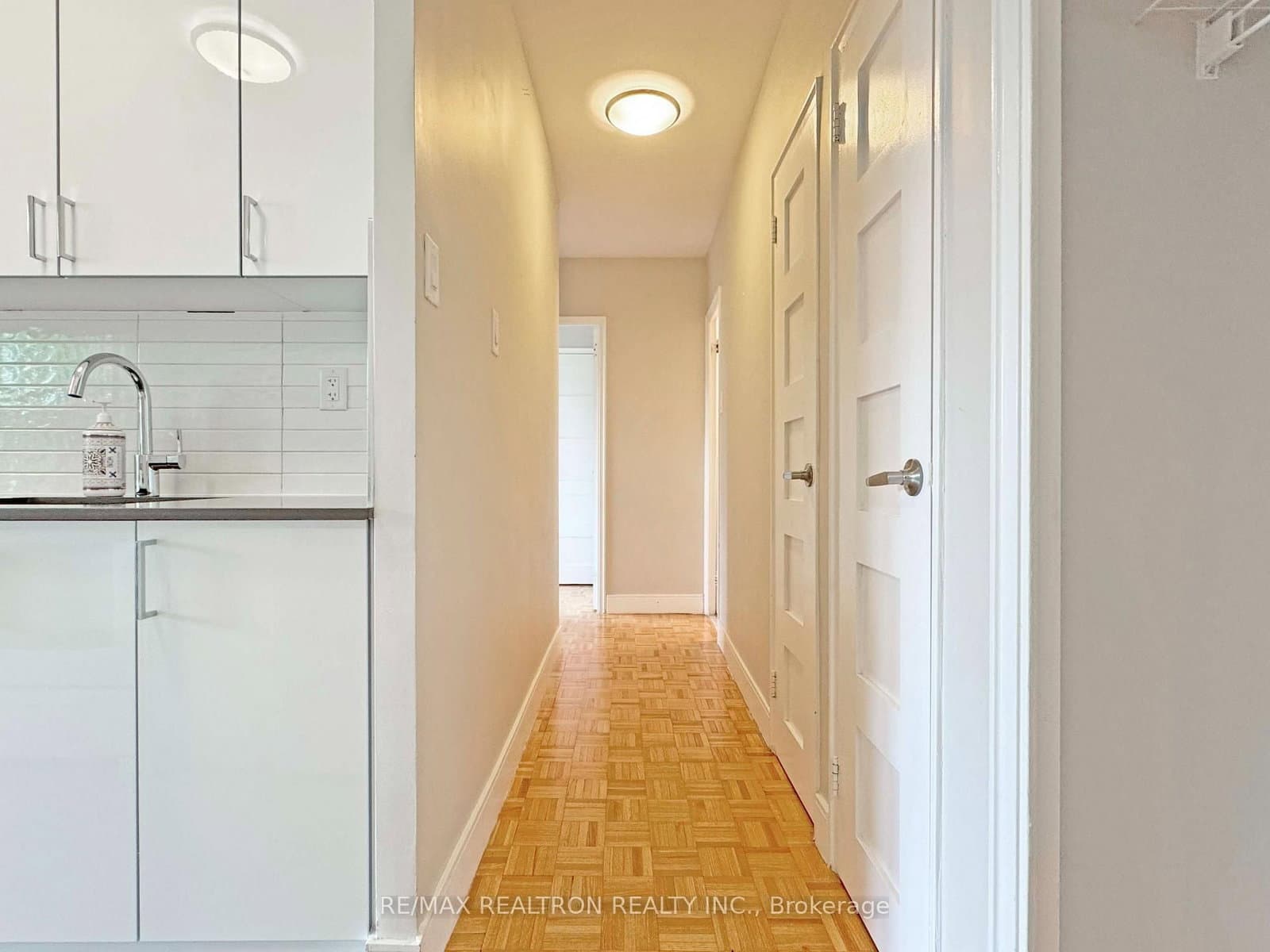 485 Huron Street, Unit 206 thumbnail 9