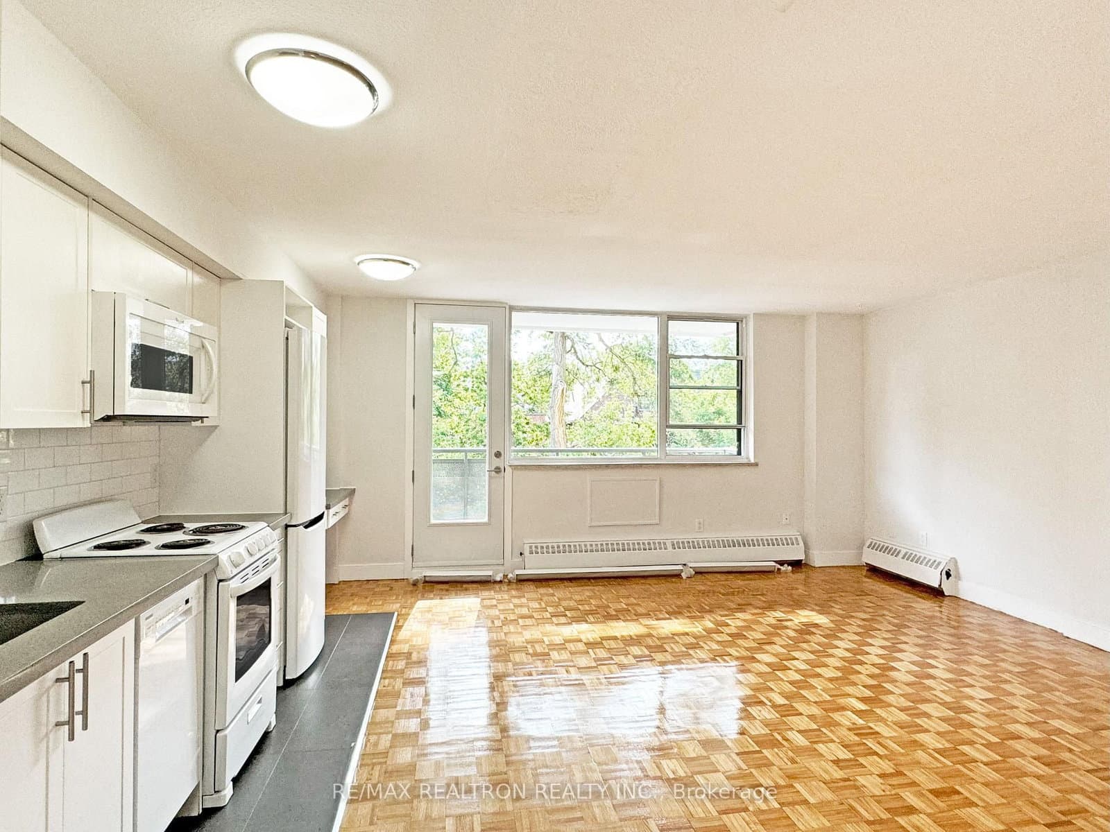 276 St George Street, Unit 804 thumbnail 3