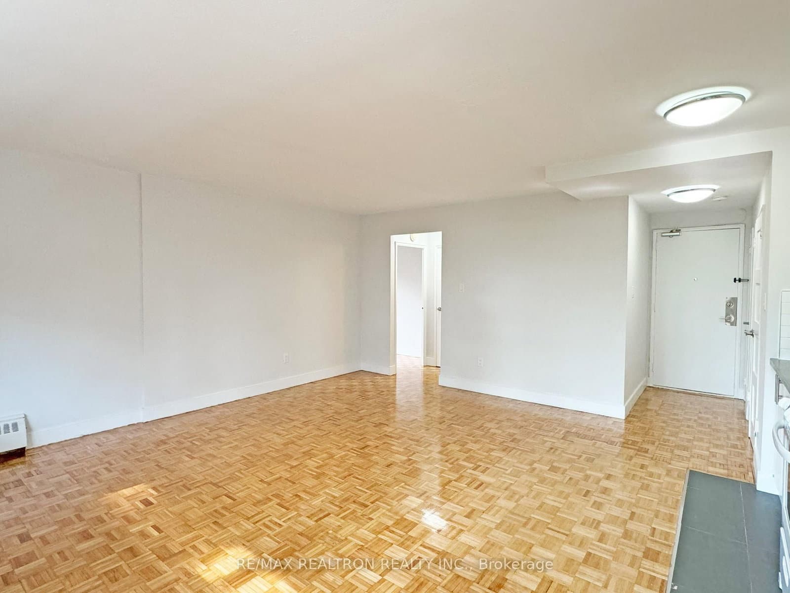 276 St George Street, Unit 804 thumbnail 4