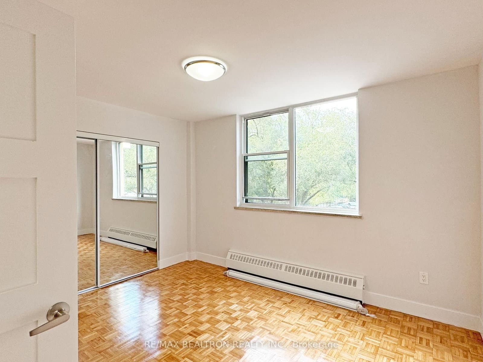 276 St George Street, Unit 804 thumbnail 6