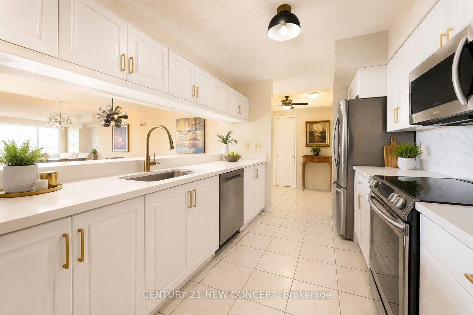 100 Upper Madison Avenue, Unit 2601 thumbnail 4