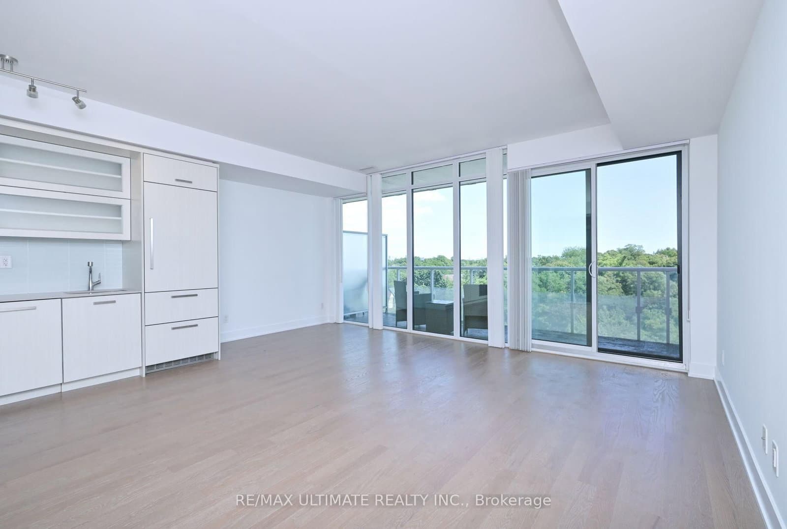 3018 Yonge Street, Unit 806 thumbnail 9