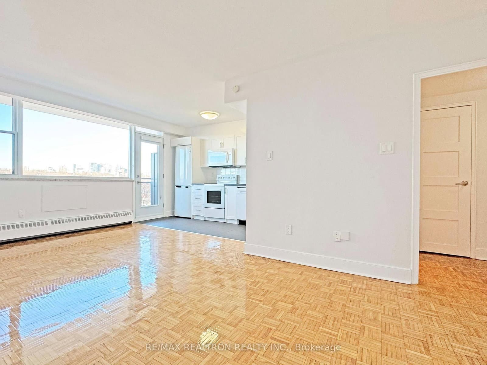 276 St George Street, Unit 308 thumbnail 4