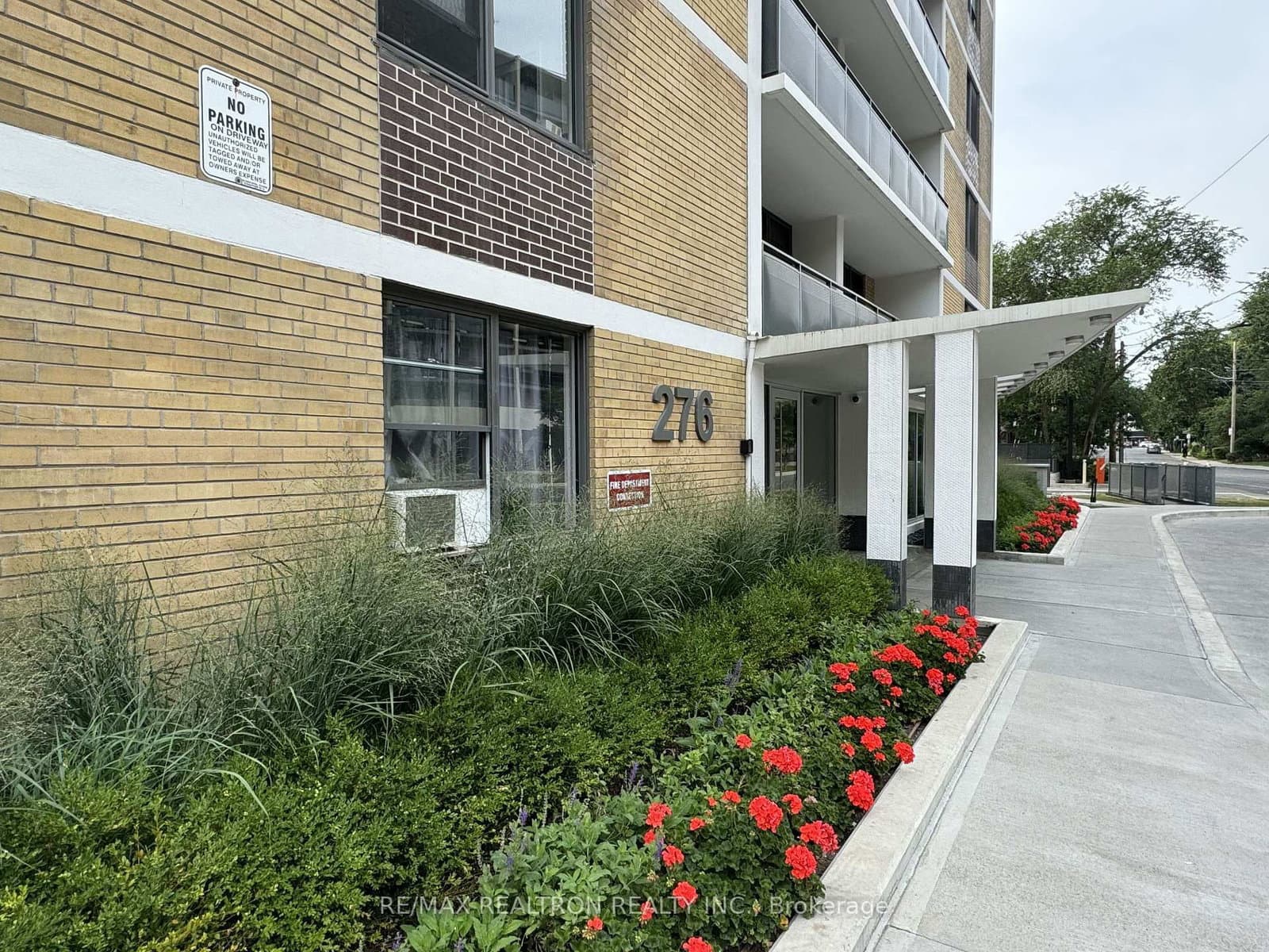 276 St George Street, Unit 308 thumbnail 8