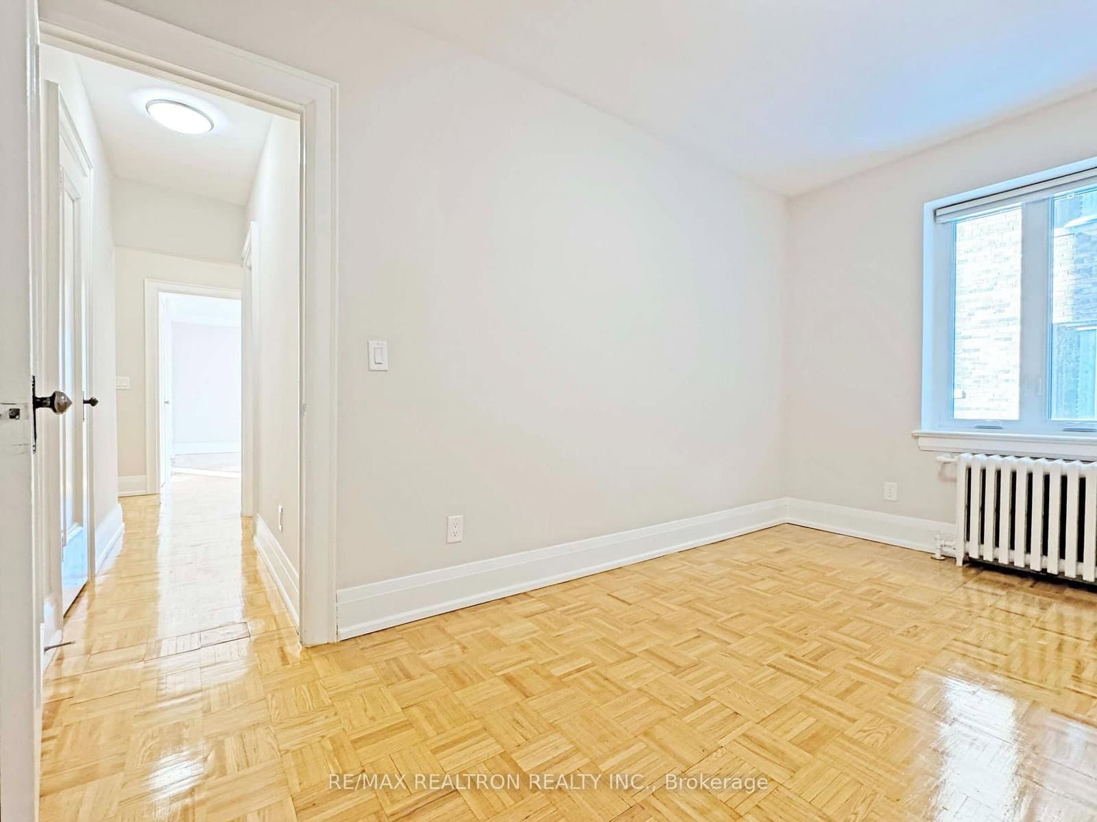 394 Avenue Road, Unit 202 thumbnail 7