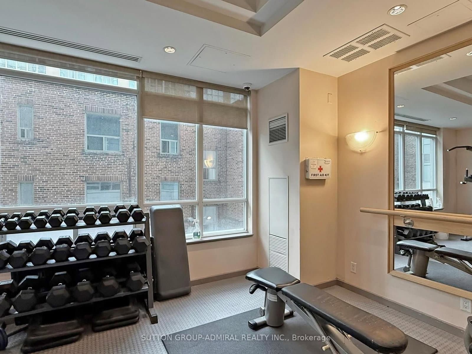 212 Eglinton Avenue, Unit 1005 thumbnail 29