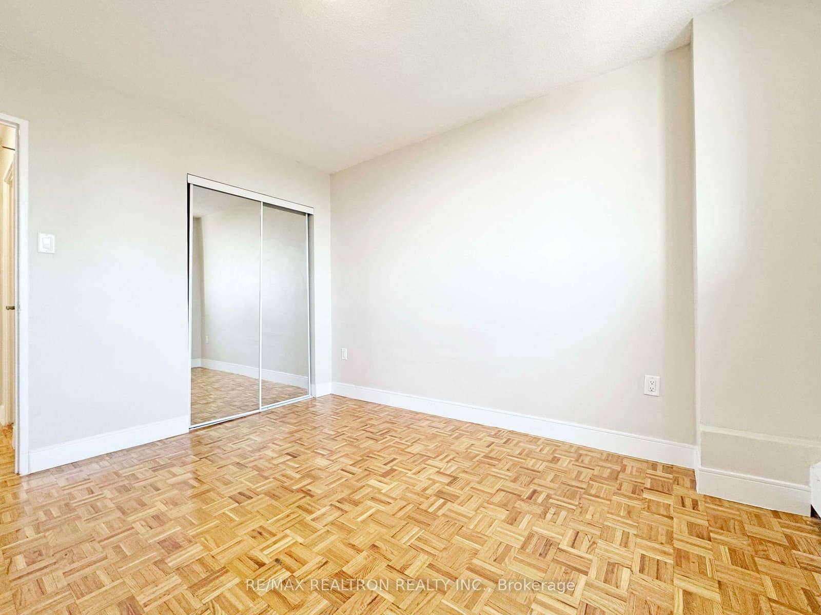 1500 Bathurst Street, Unit 907 thumbnail 10