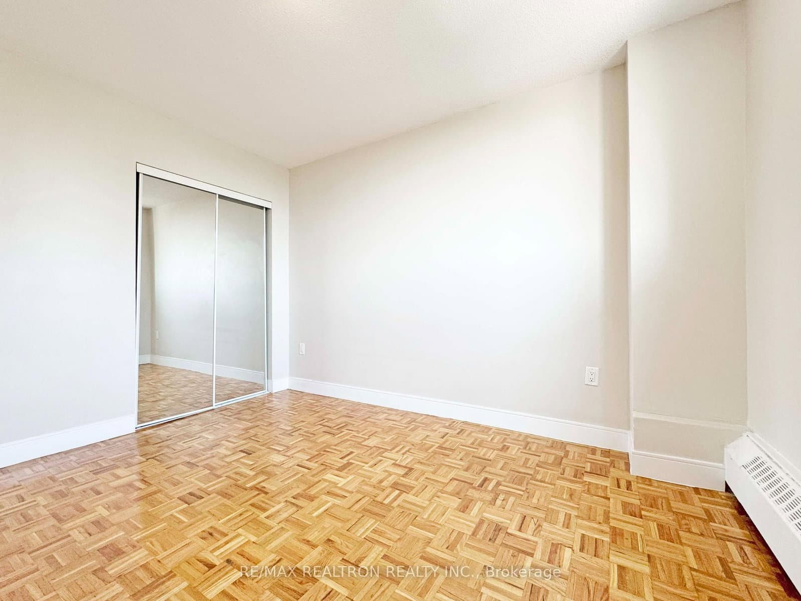 1500 Bathurst Street, Unit 907 thumbnail 11