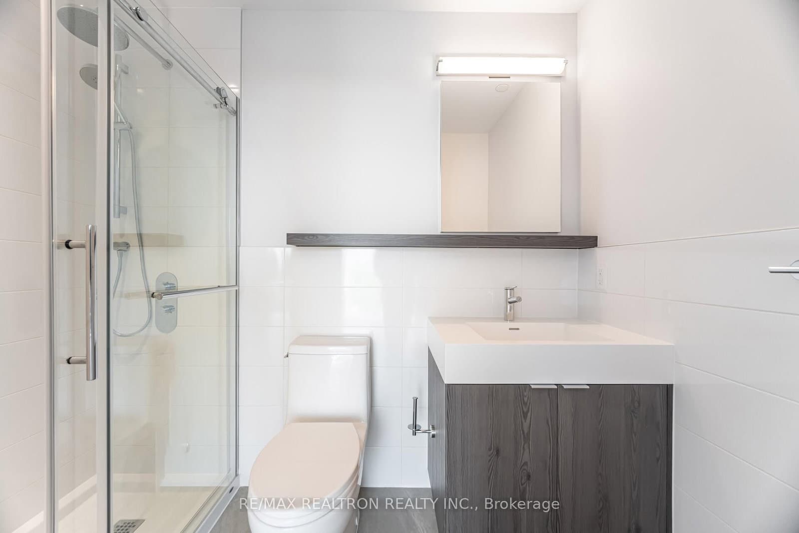 664 Spadina Avenue, Unit 710 thumbnail 14