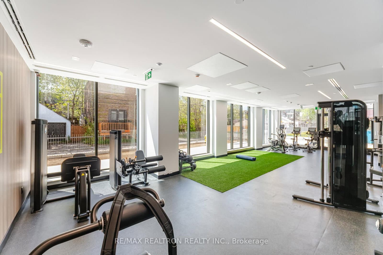 664 Spadina Avenue, Unit 710 thumbnail 25