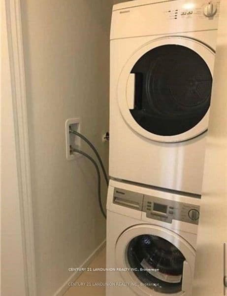 1 Bloor Street E, Unit 2612 thumbnail 11