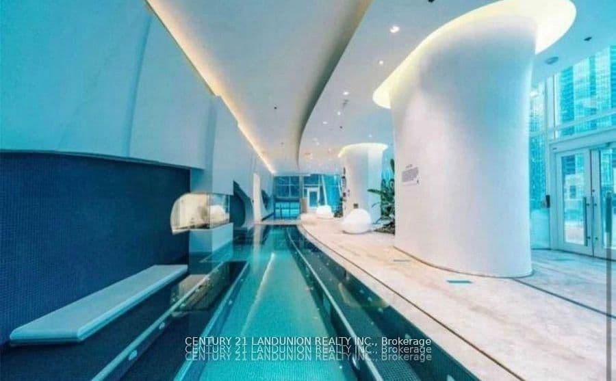 1 Bloor Street E, Unit 2612 thumbnail 16