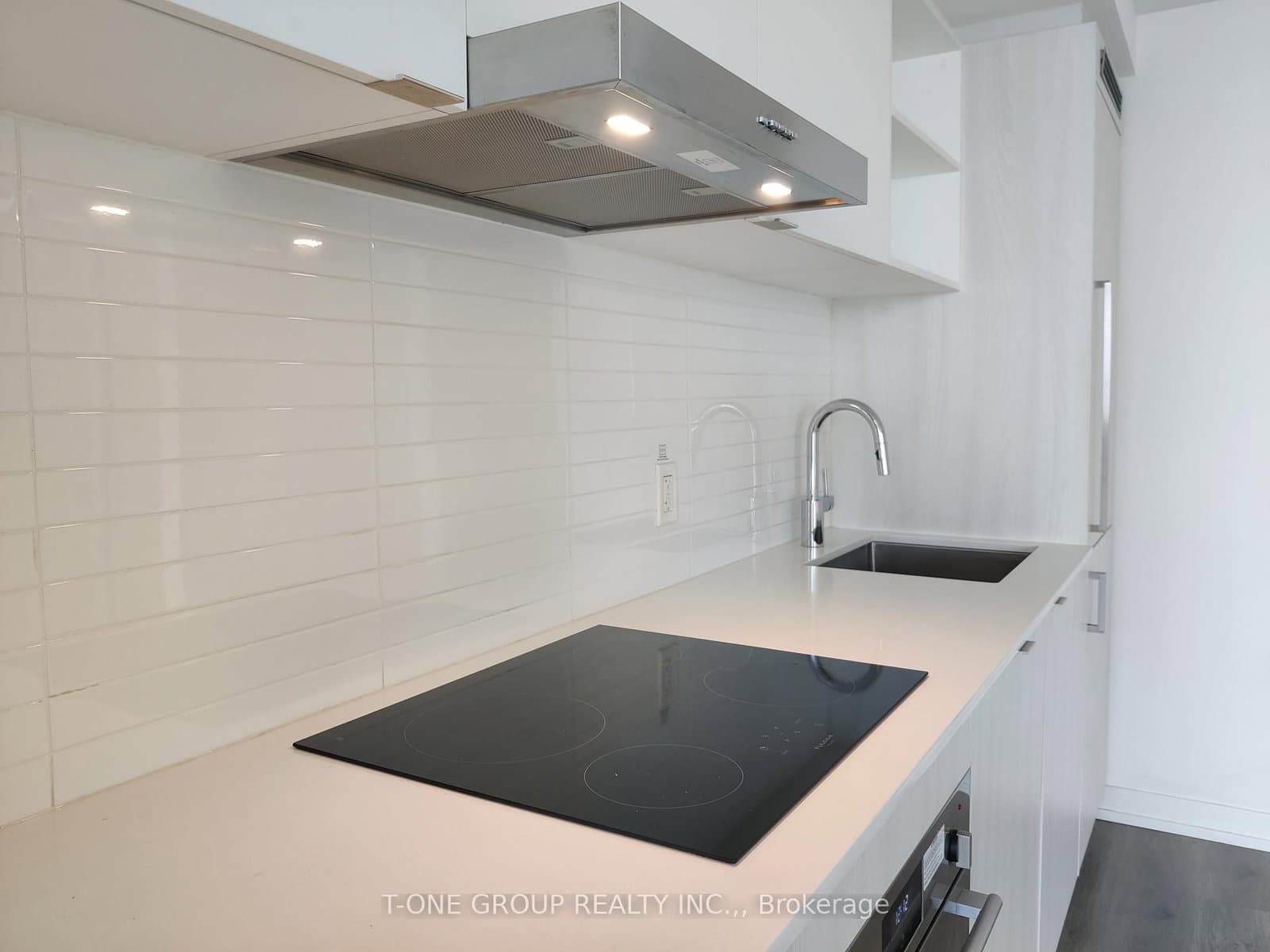 138 Downes Street, Unit 4606 thumbnail 3