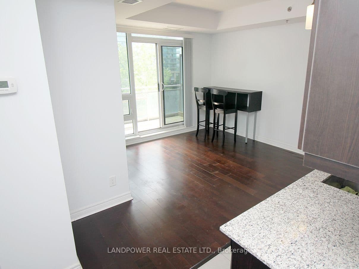 2756 Old Leslie Street, Unit 601 thumbnail 26