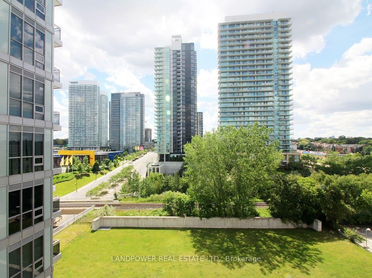 2756 Old Leslie Street, Unit 601 thumbnail 38