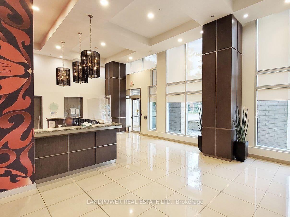 2756 Old Leslie Street, Unit 601 thumbnail 5