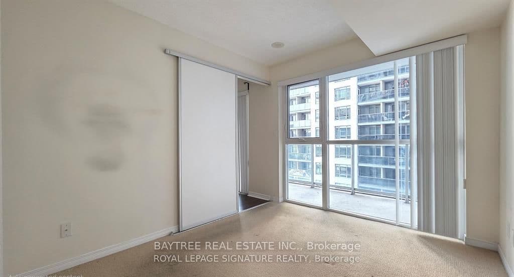 352 Front Street W, Unit 622 thumbnail 5