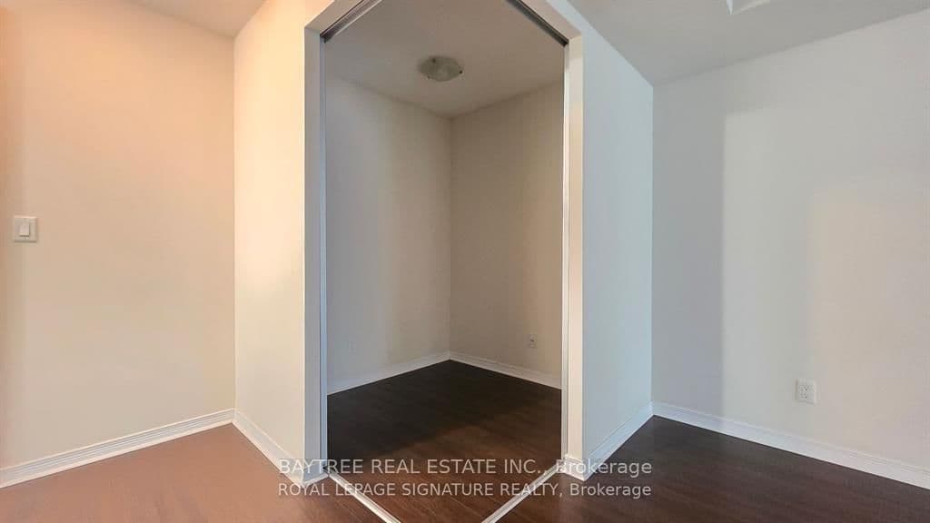 352 Front Street W, Unit 622 thumbnail 7