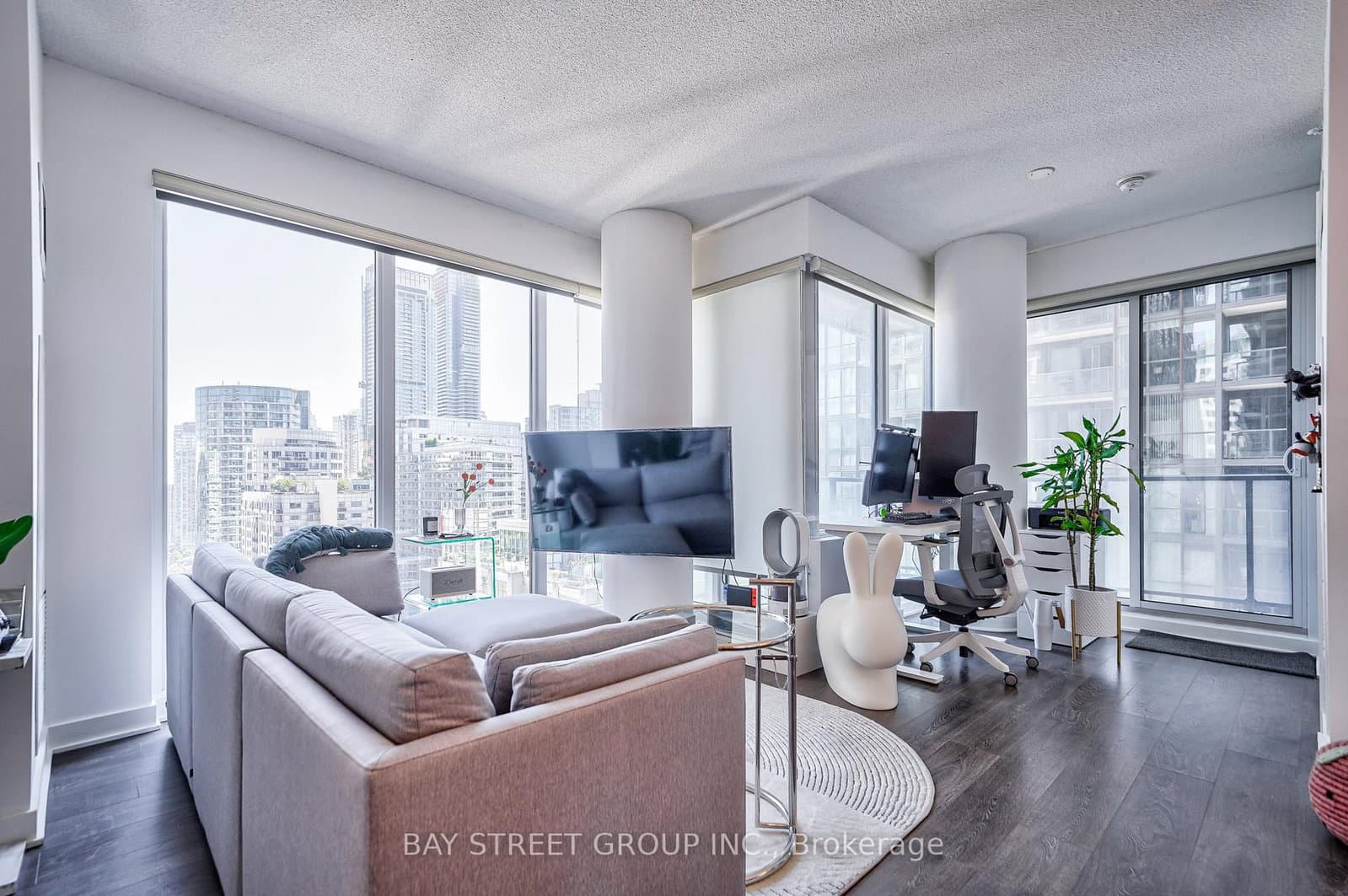 115 Blue Jays Way, Unit 2205 thumbnail 15