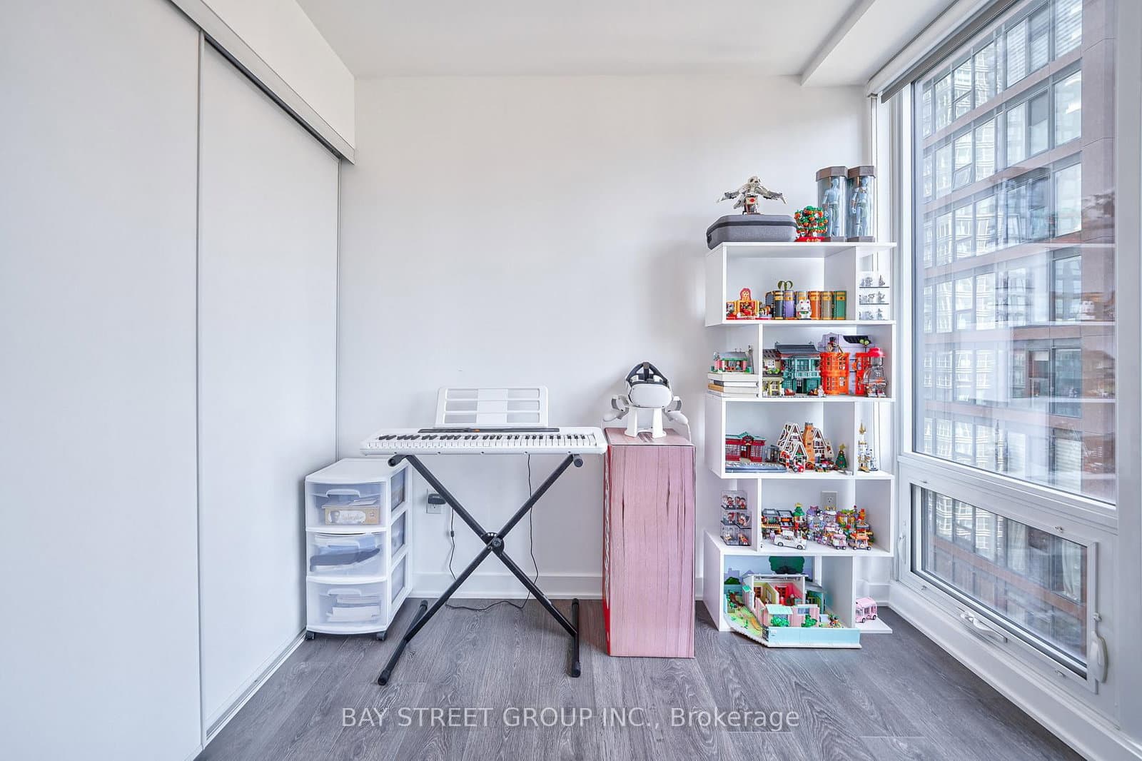 115 Blue Jays Way, Unit 2205 thumbnail 24