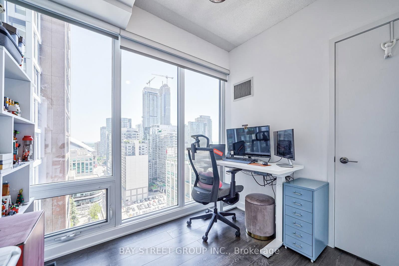 115 Blue Jays Way, Unit 2205 thumbnail 25